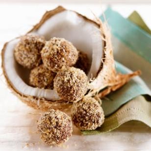 Coconut-dark chocolate truffles