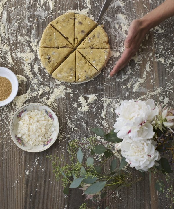 Coconut date scones