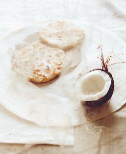 Coconut flatbread (Pol rotti)