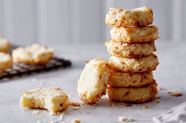 Coconut flour shortbread cookies