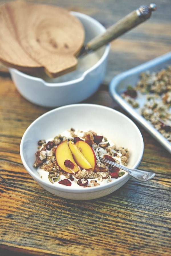 Coconut granola
