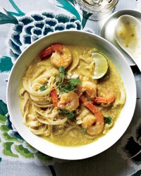 Coconut laksa with shrimp