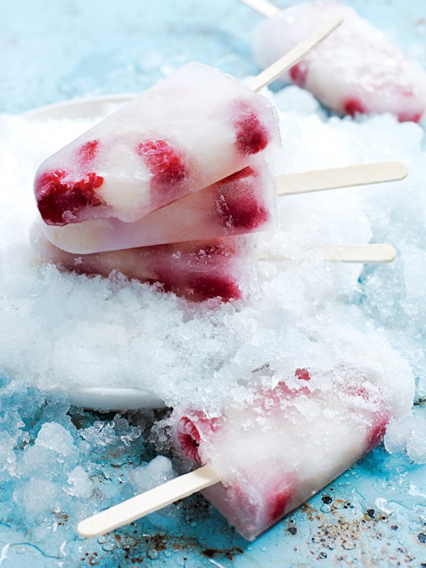 Coconut, lychee and raspberry popsicles
