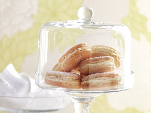 Coconut macarons