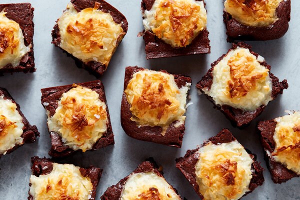 Coconut macaroon brownies