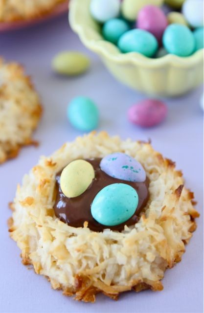 Coconut macaroon Nutella nests