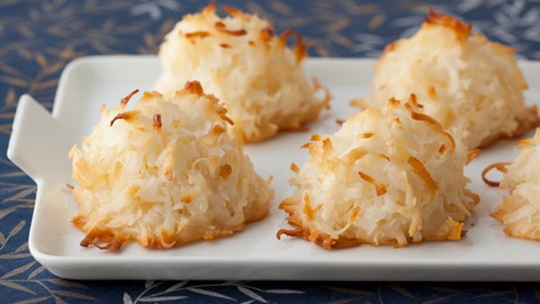 Coconut macaroons