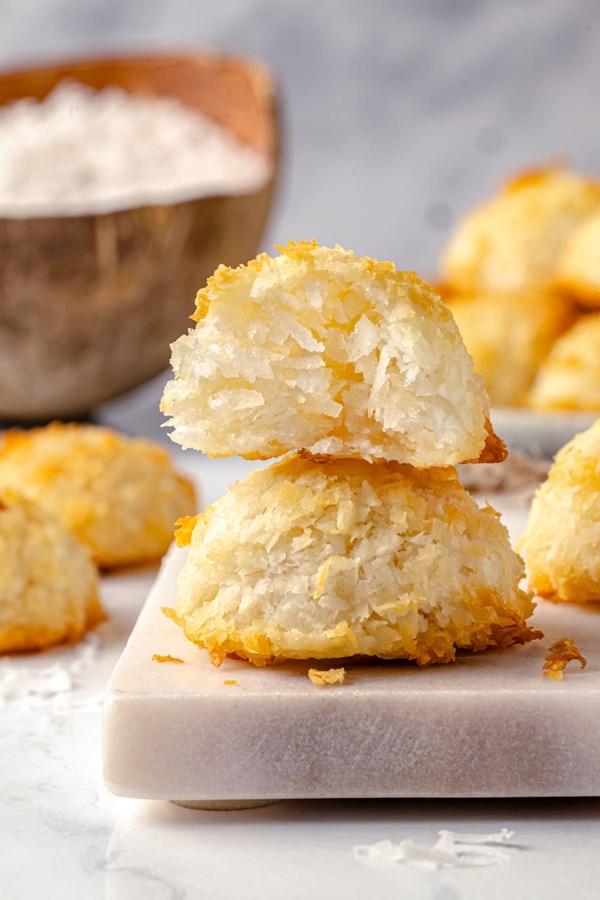 Coconut macaroons