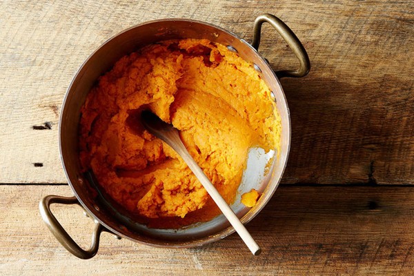 Coconut mashed sweet potatoes