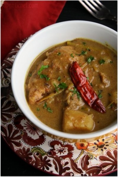 Coconut milk chicken curry (Gulai ayan)