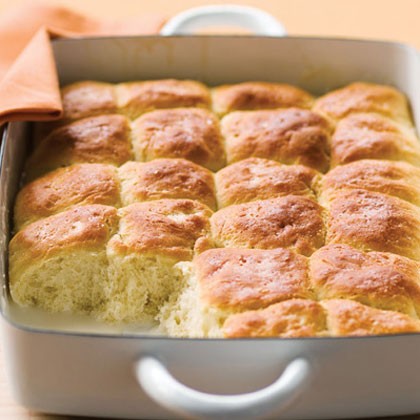 Coconut-milk pudding rolls