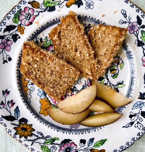 Coconut milk torte