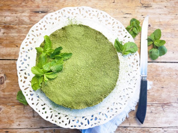 Coconut mint matcha cake