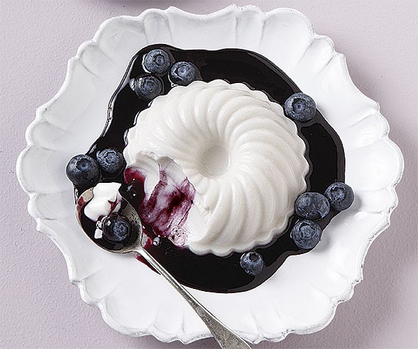 Coconut panna cotta