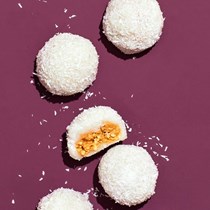 Coconut-peanut mochi balls