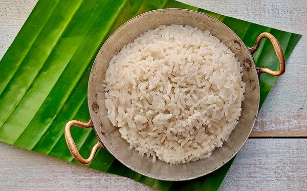 Coconut rice (Nasi lemak)
