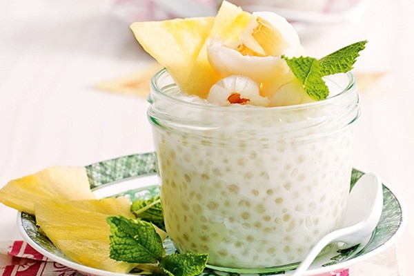 Coconut tapioca with lychee and pineapple