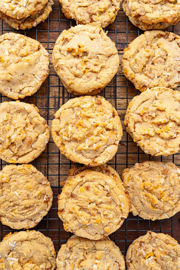 Coconut toffee crunch cookies