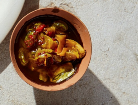 Coconut-turmeric relish
