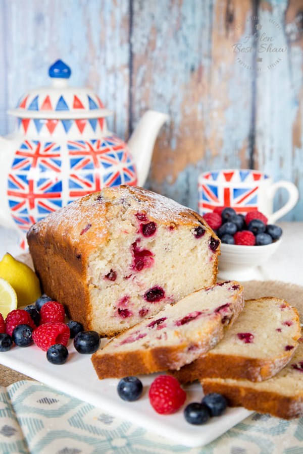 Coconut yoghurt cake