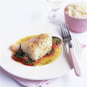 Cod en papillote with tomatoes and pesto