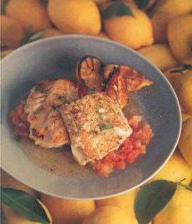 Cod fillets with lemon sauce