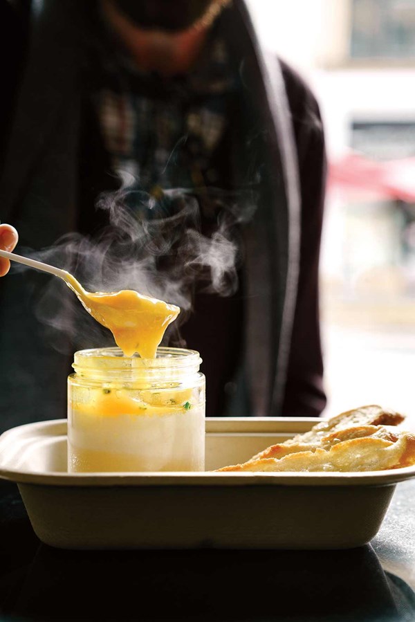 Coddled eggs with potato puree
