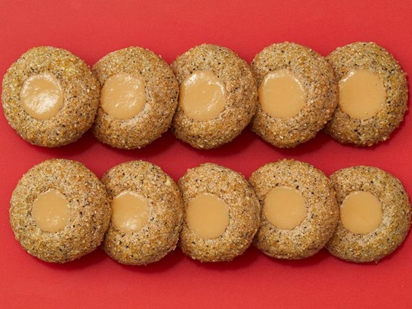 Coffee and milk thumbprints