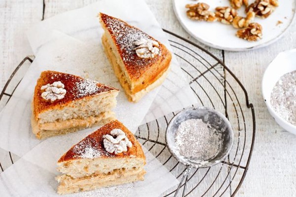 Coffee and walnut cake