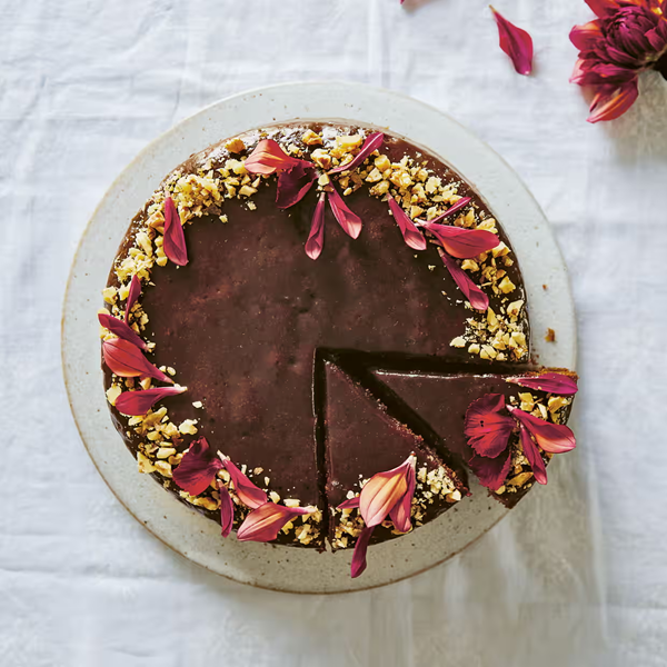 Coffee and walnut cake