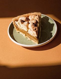 Coffee cream pie