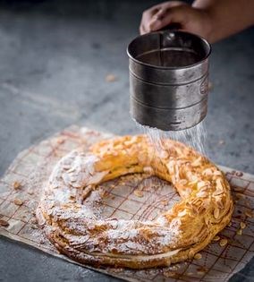 Coffee-cream puff cake