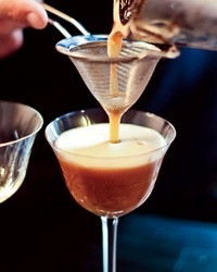 Coffee-ginger shakerato
