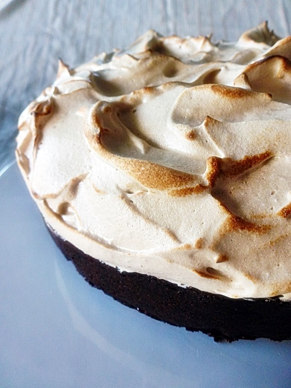Coffee meringue brownie