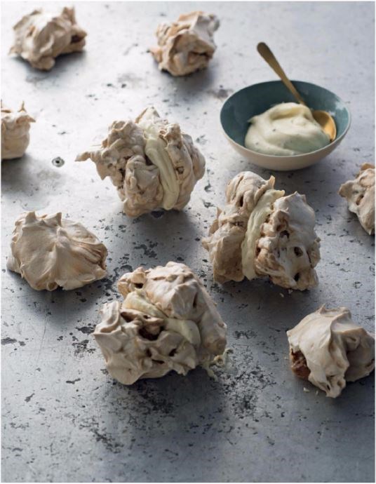 Coffee meringues