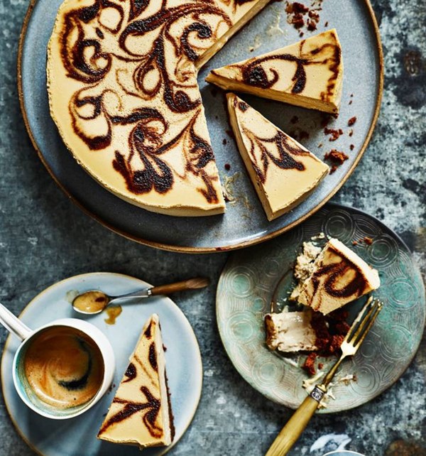 Coffee swirl cheesecake
