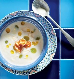 Cold almond and grape soup (Badem çorbasi)