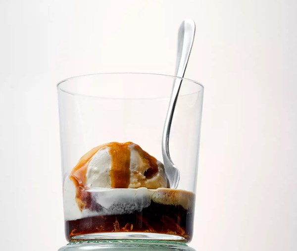 Cold brew affogato