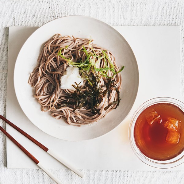 Cold buckwheat noodles (Zaru soba)