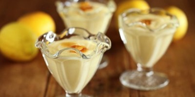 Cold lemon soufflé