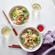 Cold noodle salad with sesame crab