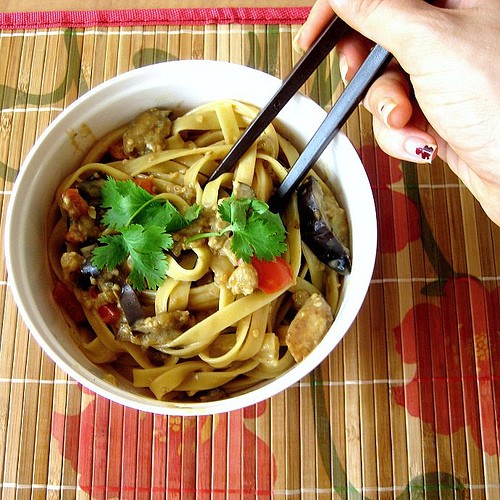 Cold peanut noodles (with eggplant and red pepper)