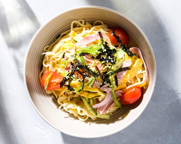 Cold ramen salad with soy and sesame dressing (Hiyashi chuka)