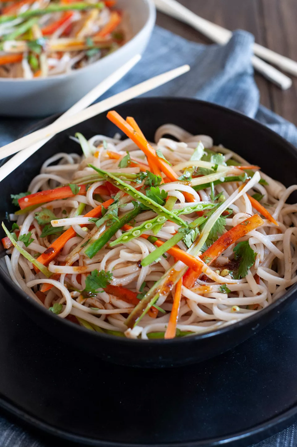 Cold rice noodle salad