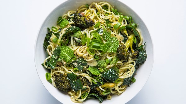 Cold sesame noodles with broccoli and kale