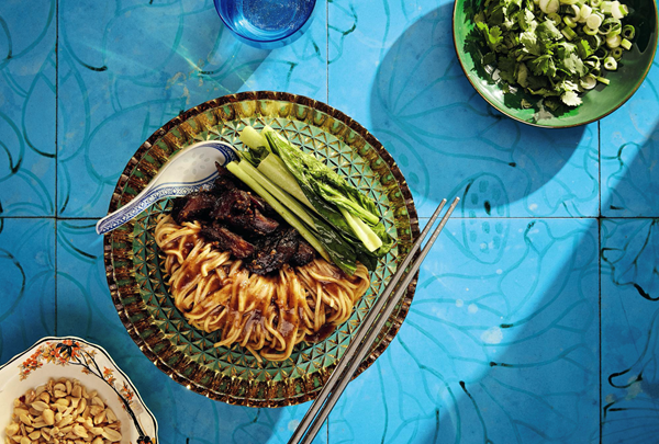 Cold vegetarian dan dan noodles