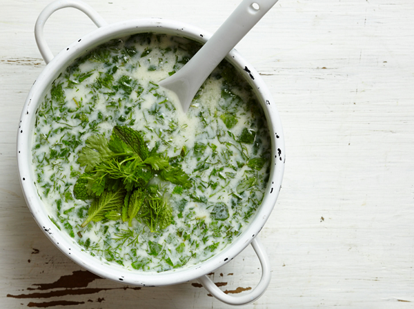 Cold yogurt and herb soup with chickpeas