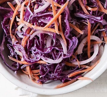 Coleslaw with tahini yogurt dressing