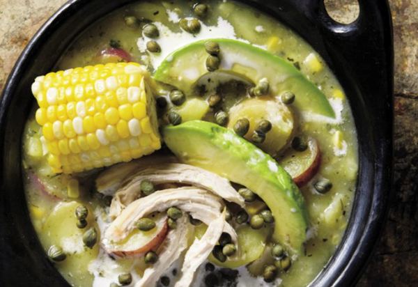 Colombian potato soup with chicken, corn and capers (Ajiáco)