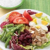 Composed salad with pickled beets & smoked tofu